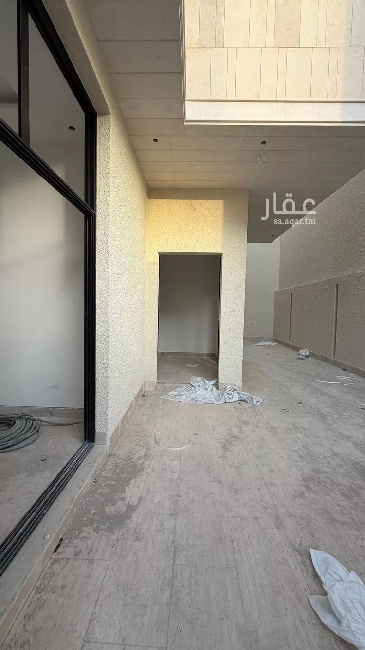 فيلا للبيع في شارع أبي نزار الصنعاني اليمني, حي المهدية, مدينة الرياض, منطقة الرياض صورة 2