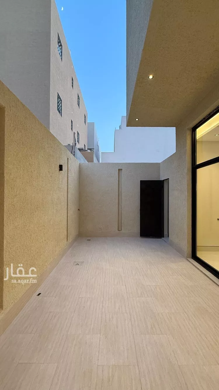 فيلا للبيع في شارع عبدالجبار بن الورد, حي المهدية, مدينة الرياض, منطقة الرياض 19
