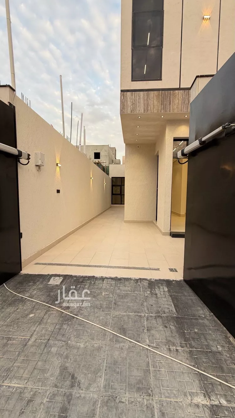 Floor for Sale in Riyadh Al Janadriyah صورة 5