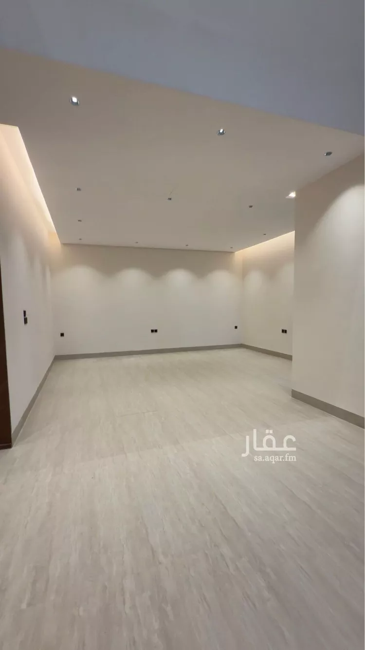 Villa for Sale in Riyadh Al Mahdiyah صورة 4