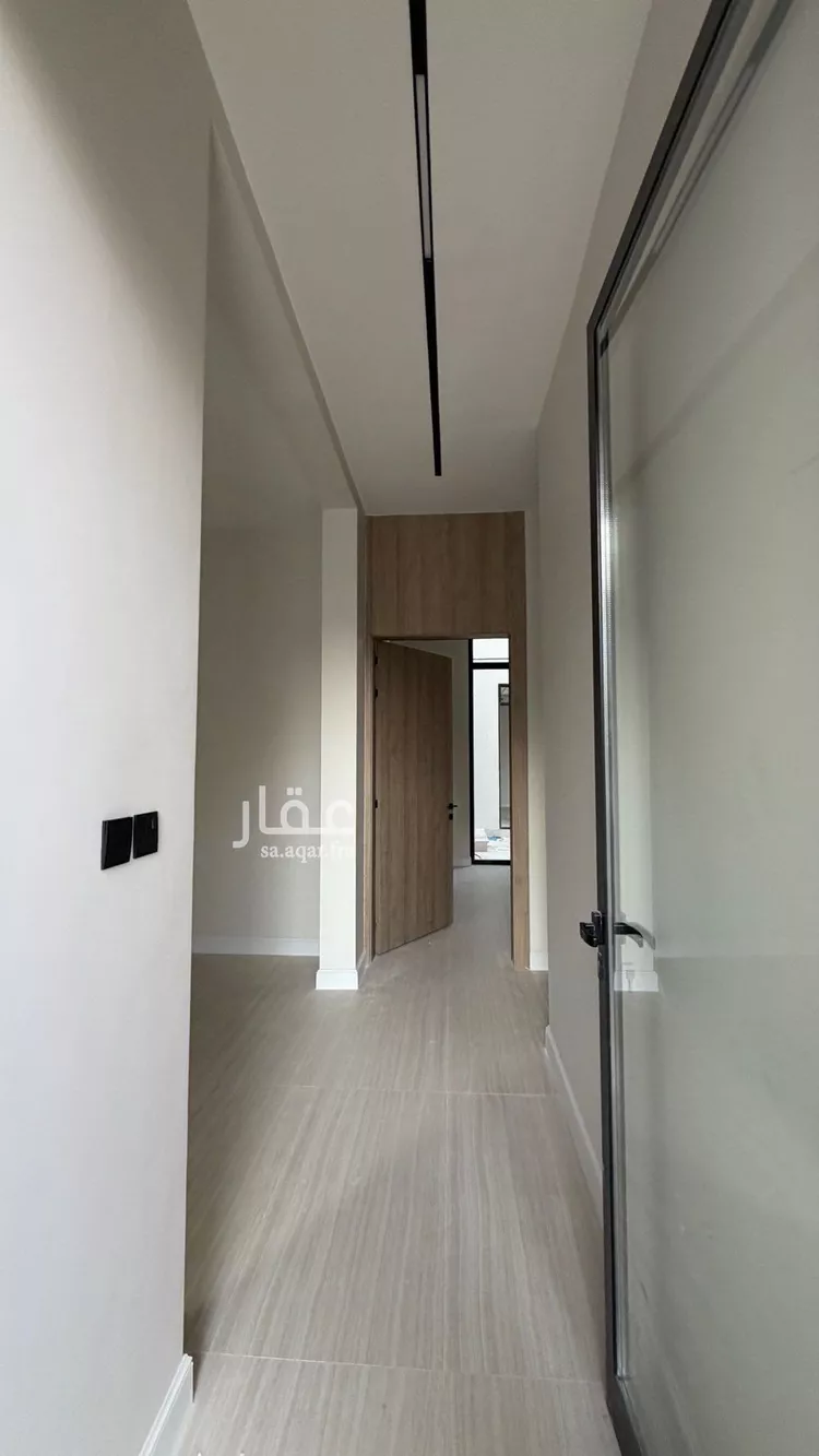 فيلا للبيع في شارع فؤاد محمد عمر توفيق, حي المهدية, مدينة الرياض, منطقة الرياض 9