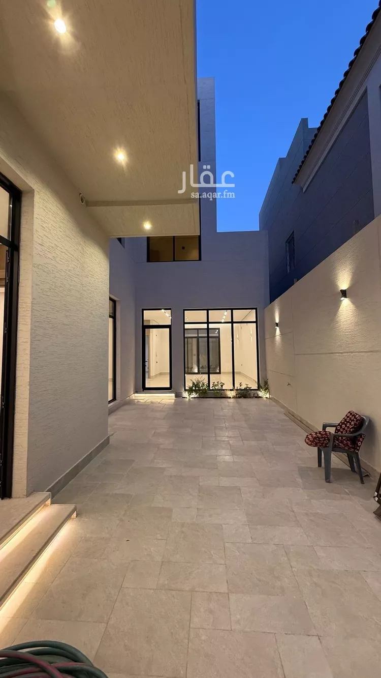 فيلا للبيع في شارع فؤاد محمد عمر توفيق, حي المهدية, مدينة الرياض, منطقة الرياض صورة 3