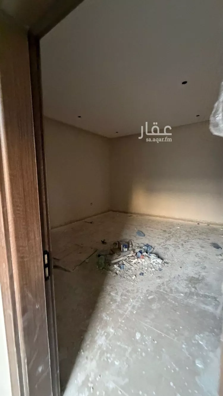 فيلا للبيع في شارع ابن صدقة الغرافي, حي المهدية, مدينة الرياض, منطقة الرياض 19