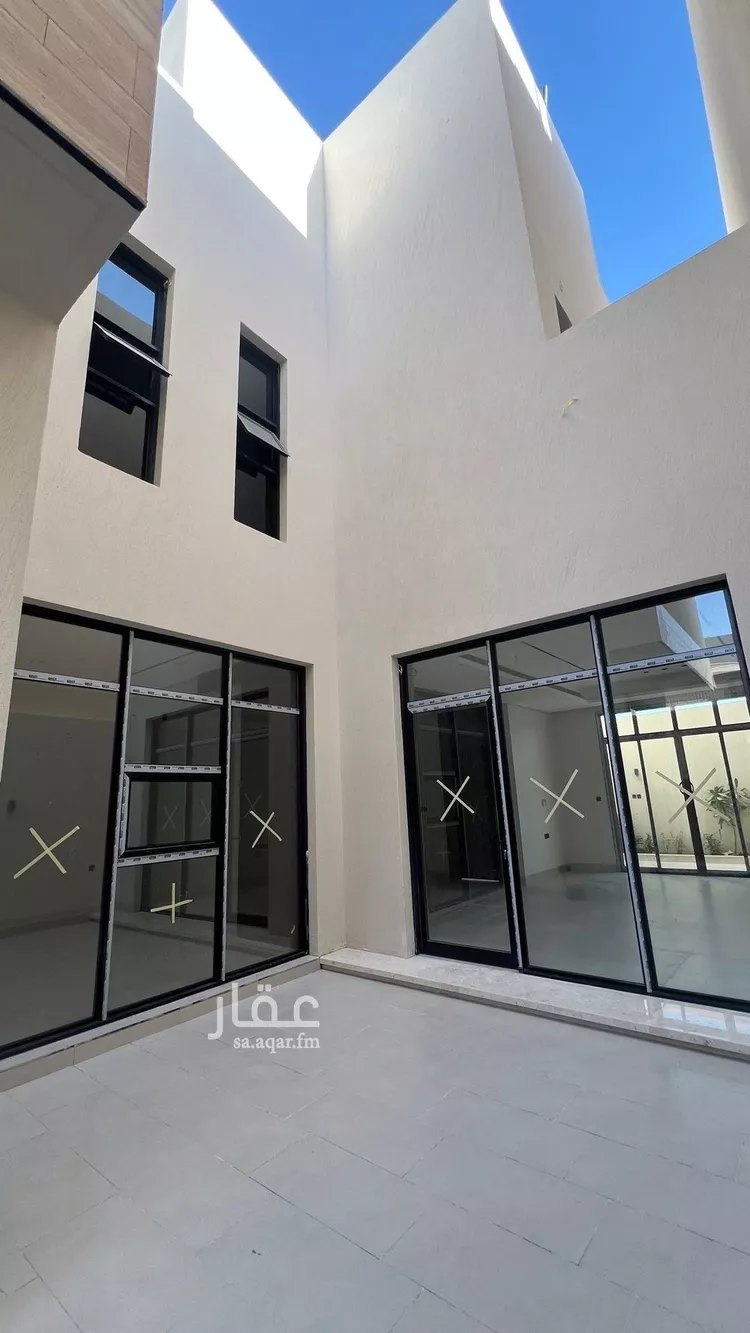 فيلا للبيع في شارع عبدالله النحوي, حي المهدية, مدينة الرياض, منطقة الرياض صورة 4