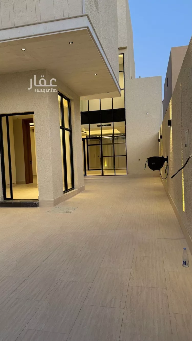 فيلا للبيع في شارع عبدالجبار بن الورد, حي المهدية, مدينة الرياض, منطقة الرياض صورة 5