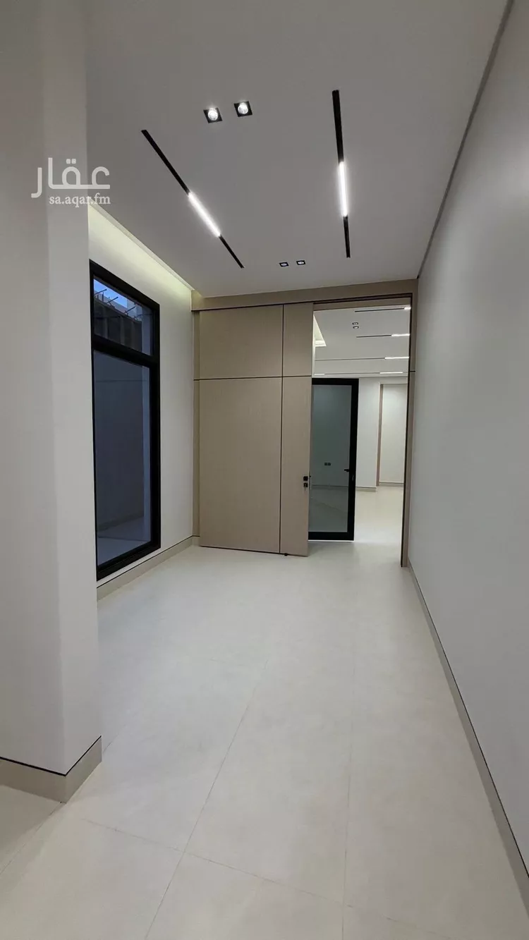 Floor for Sale in Riyadh Al Janadriyah 7