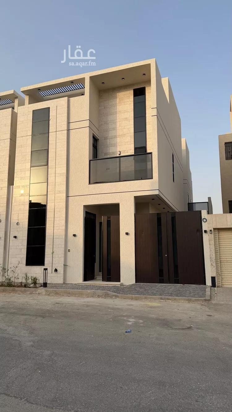 Villa for Sale in Riyadh Al Mahdiyah