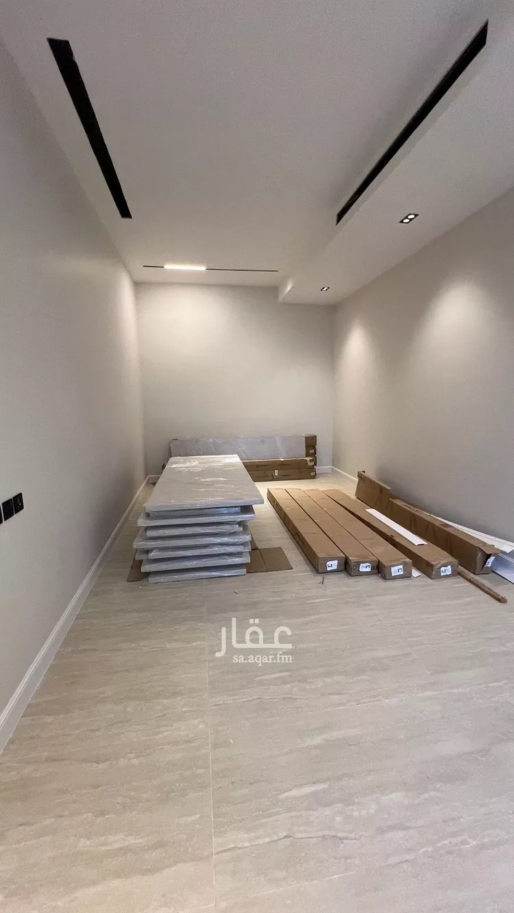 فيلا للبيع في شارع فؤاد محمد عمر توفيق, حي المهدية, مدينة الرياض, منطقة الرياض صورة 4