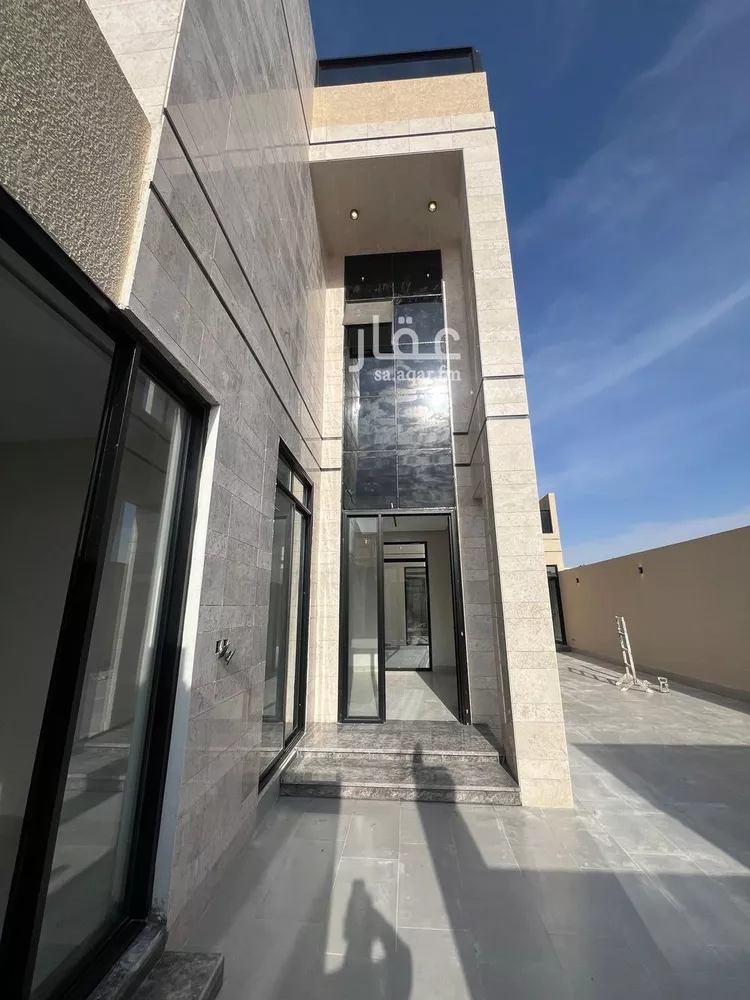 فيلا للبيع في شارع فؤاد محمد عمر توفيق, حي المهدية, مدينة الرياض, منطقة الرياض صورة 2