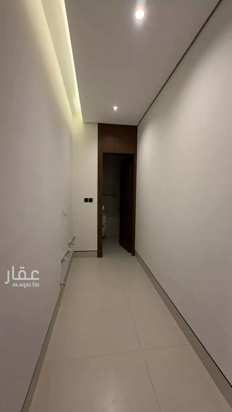 فيلا للبيع في شارع أبي نزار الصنعاني اليمني, حي المهدية, مدينة الرياض, منطقة الرياض 10