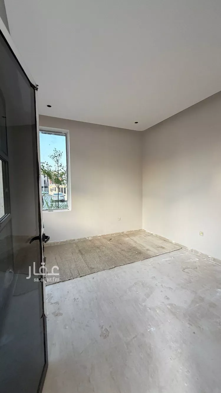 فيلا للبيع في شارع ابن صدقة الغرافي, حي المهدية, مدينة الرياض, منطقة الرياض 11