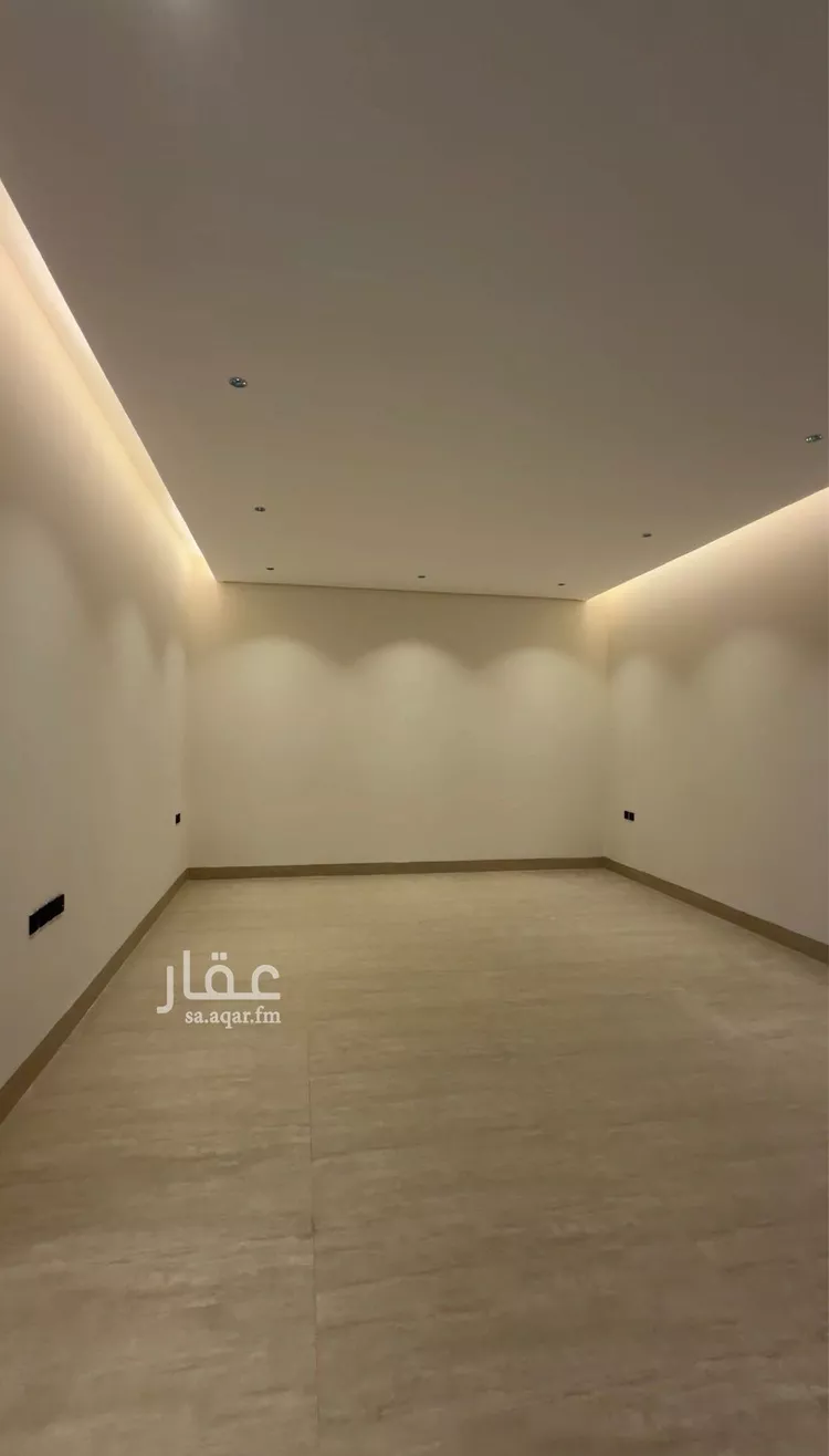 فيلا للبيع في شارع محمد بن زين العابدين, حي المهدية, مدينة الرياض, منطقة الرياض 11