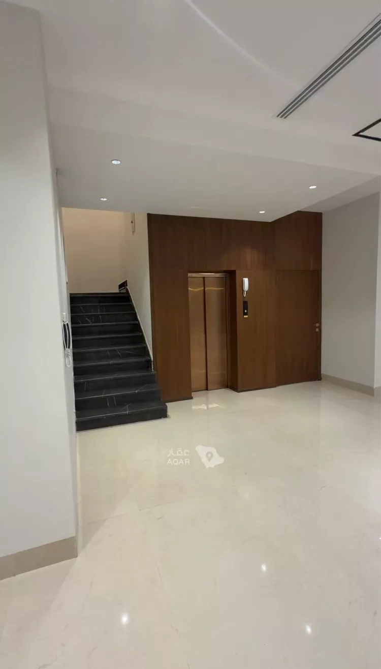 فيلا للبيع في شارع المهدية, حي المهدية, مدينة الرياض, منطقة الرياض 12