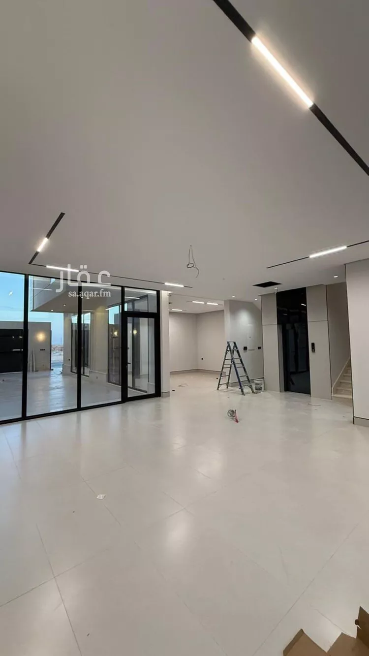 فيلا للبيع في شارع فؤاد محمد عمر توفيق, حي المهدية, مدينة الرياض, منطقة الرياض صورة 4