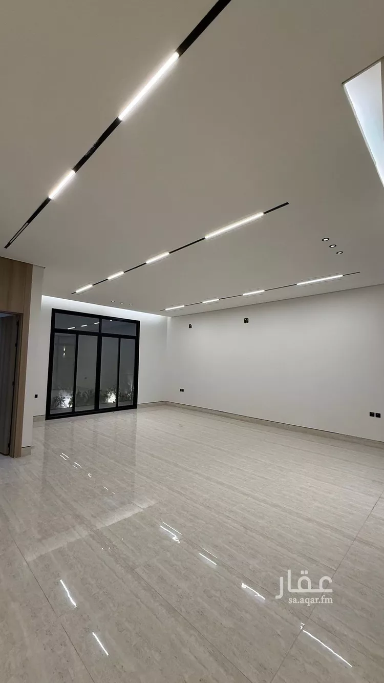 فيلا للبيع في شارع فؤاد محمد عمر توفيق, حي المهدية, مدينة الرياض, منطقة الرياض صورة 4