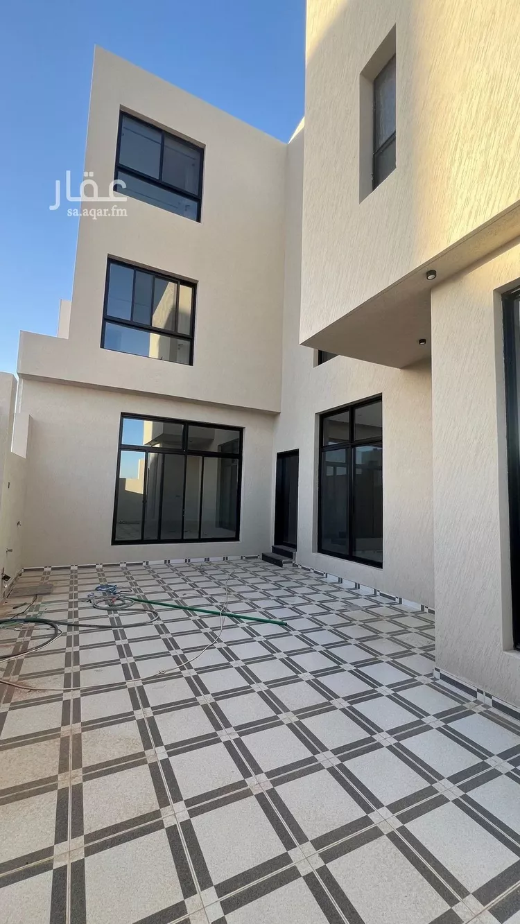 فيلا للبيع في شارع سبط بن الجوزي, حي المهدية, مدينة الرياض, منطقة الرياض صورة 3