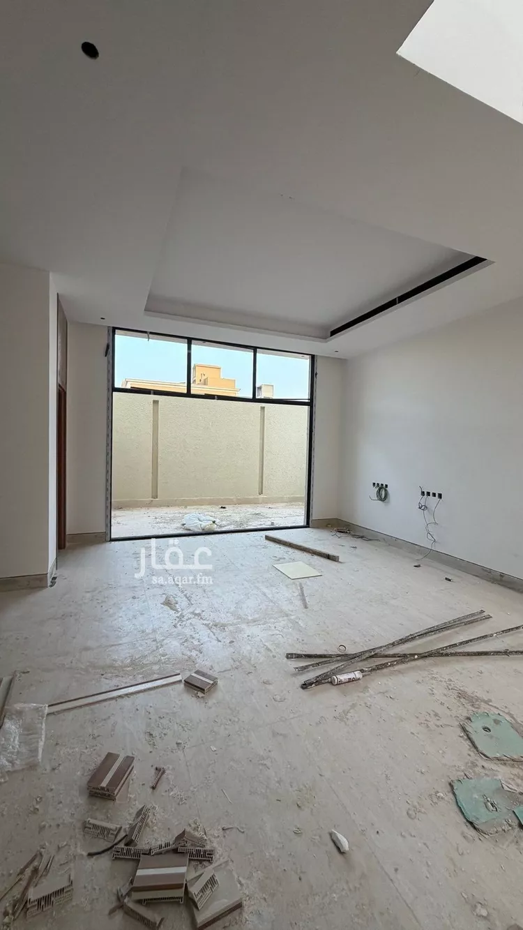 فيلا للبيع في شارع أبي نزار الصنعاني اليمني, حي المهدية, مدينة الرياض, منطقة الرياض 9