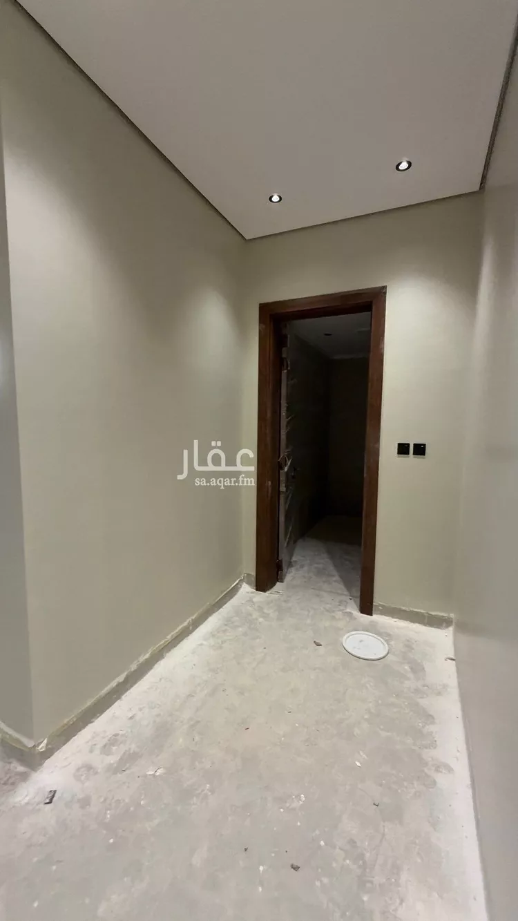فيلا للبيع في شارع أبي زرعة الهمذاني, حي المهدية, مدينة الرياض, منطقة الرياض 20