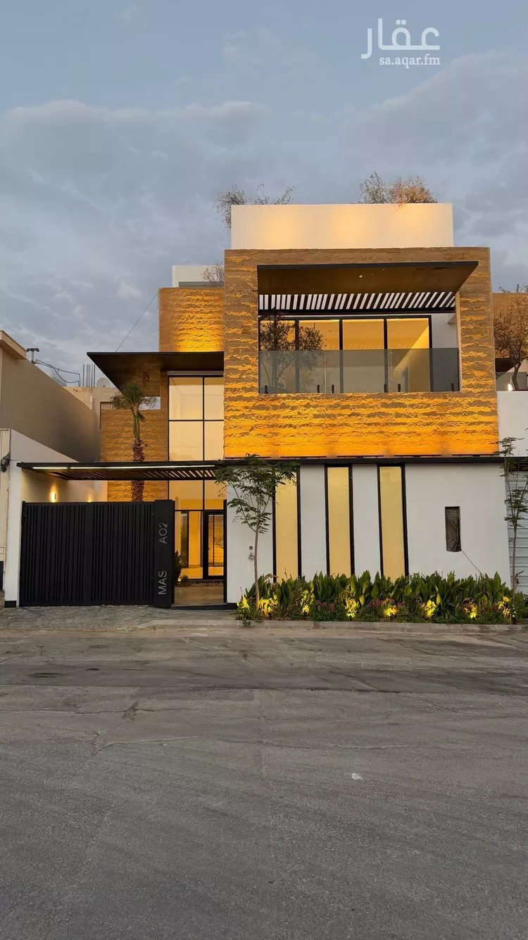 فيلا للبيع في شارع ابن صدقة الغرافي, حي المهدية, مدينة الرياض, منطقة الرياض صورة 2