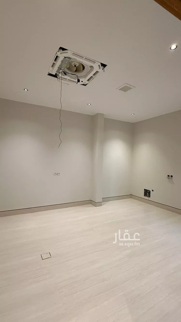 فيلا للبيع في شارع عبدالجبار بن الورد, حي المهدية, مدينة الرياض, منطقة الرياض 23