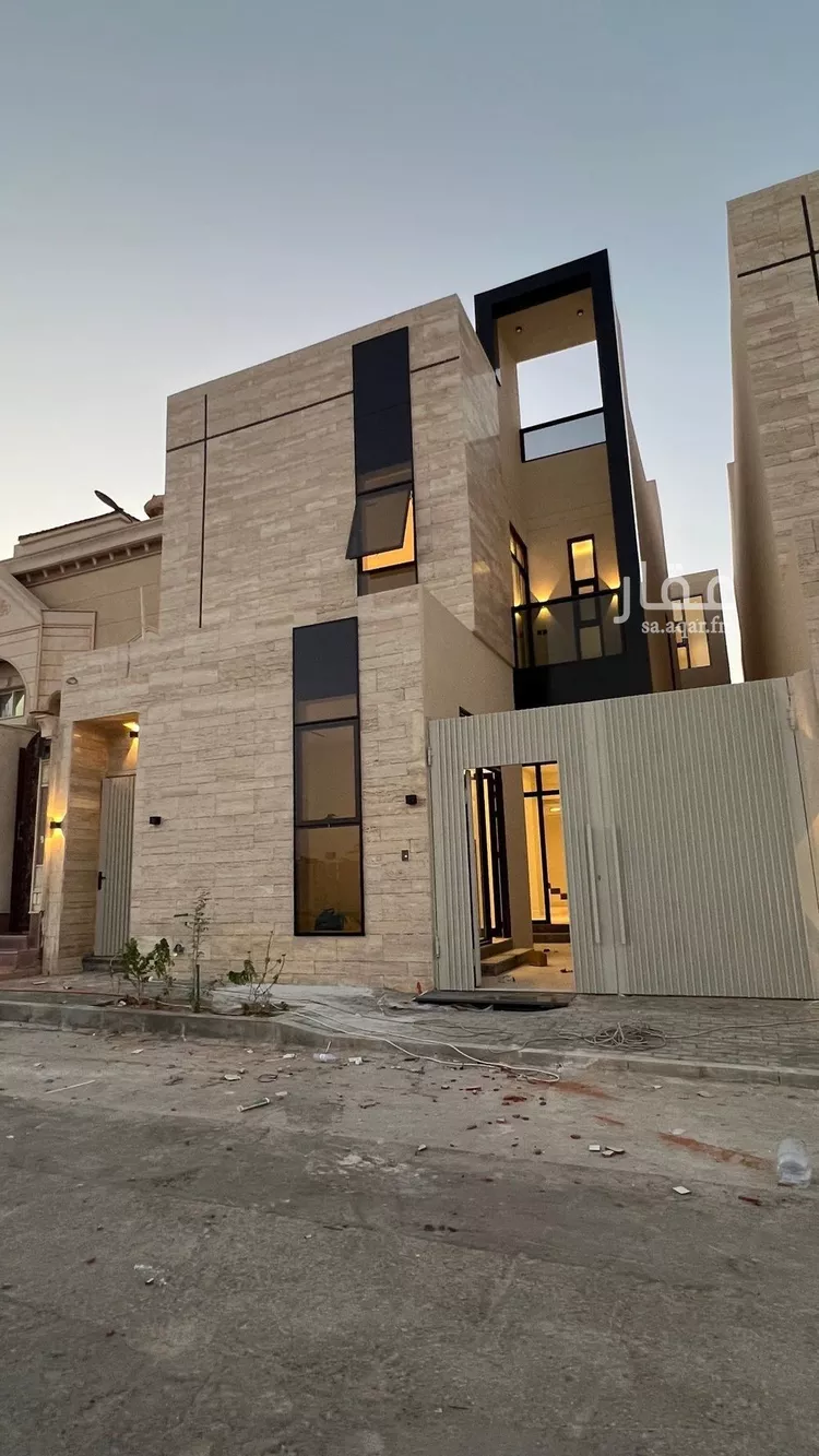 فيلا للبيع في شارع فؤاد محمد عمر توفيق, حي المهدية, مدينة الرياض, منطقة الرياض