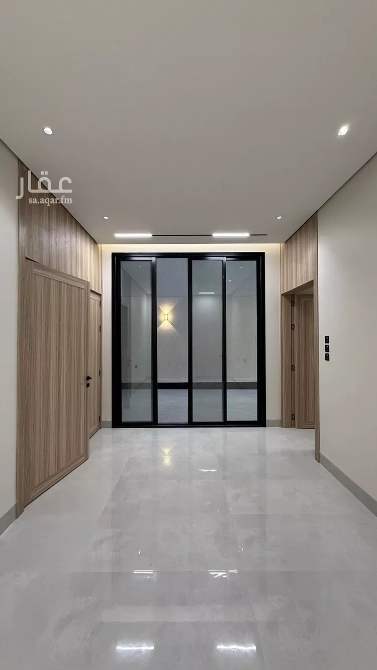 فيلا للبيع في شارع فؤاد محمد عمر توفيق, حي المهدية, مدينة الرياض, منطقة الرياض صورة 4