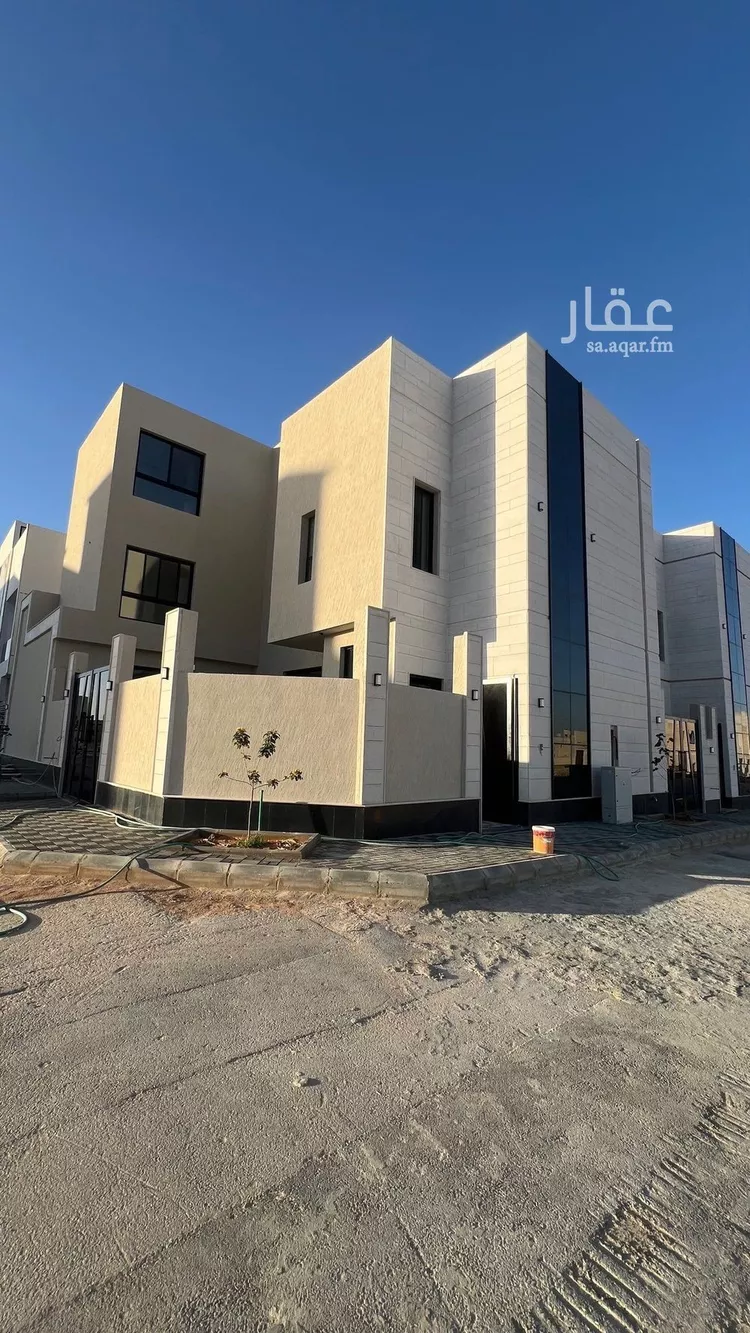 فيلا للبيع في شارع سبط بن الجوزي, حي المهدية, مدينة الرياض, منطقة الرياض صورة 2