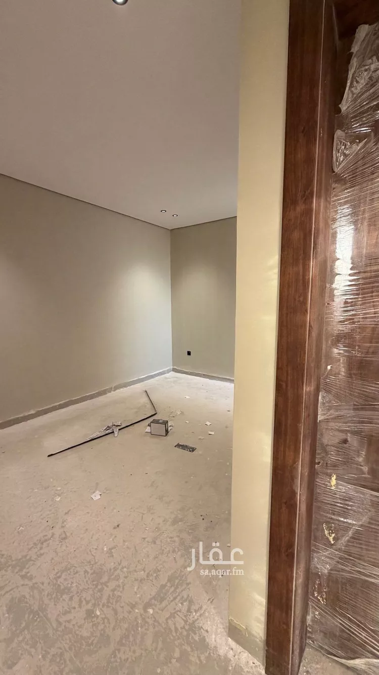 فيلا للبيع في شارع أبي زرعة الهمذاني, حي المهدية, مدينة الرياض, منطقة الرياض 18