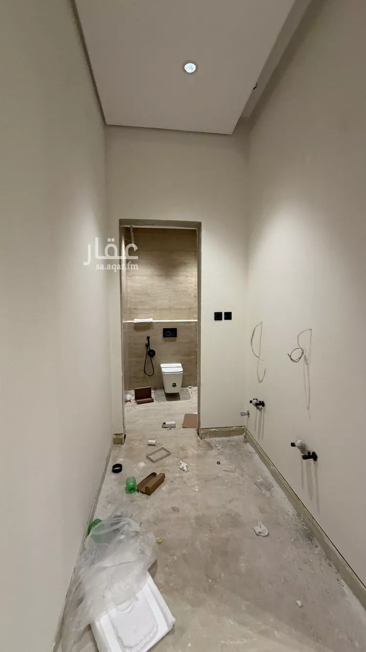 فيلا للبيع في شارع أبي نزار الصنعاني اليمني, حي المهدية, مدينة الرياض, منطقة الرياض صورة 2
