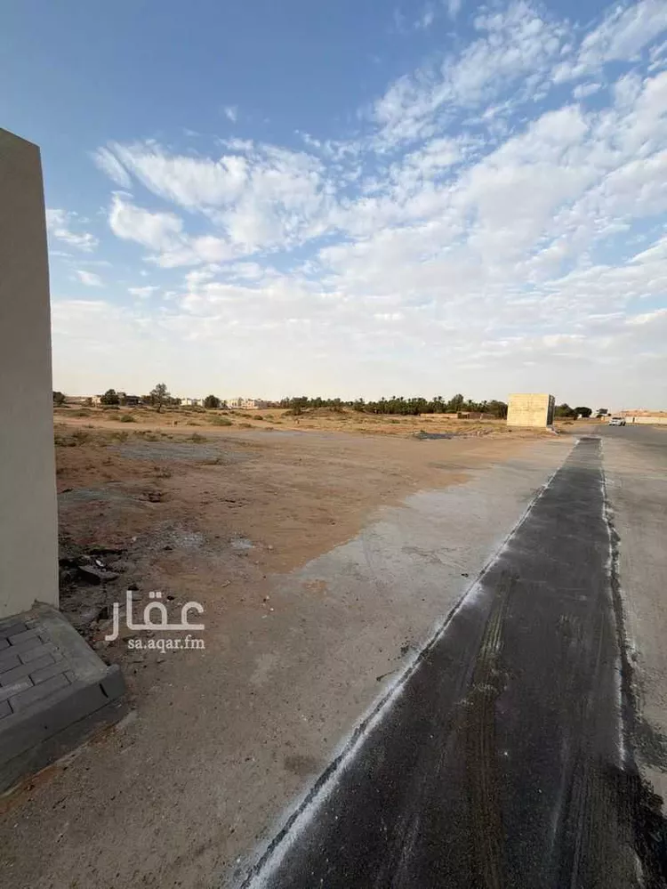 Land for Sale in Buraydah Ash Shiqah صورة 3