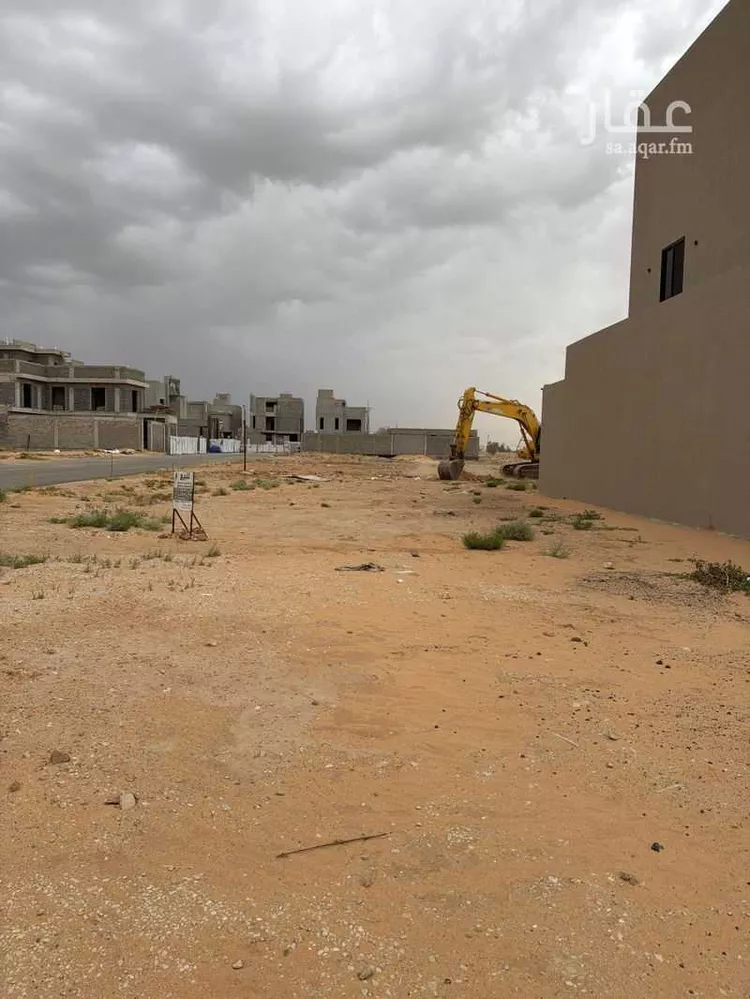 أرض للبيع في شارع البطيحة, حي المعارض, مدينة بريدة, منطقة القصيم صورة 3