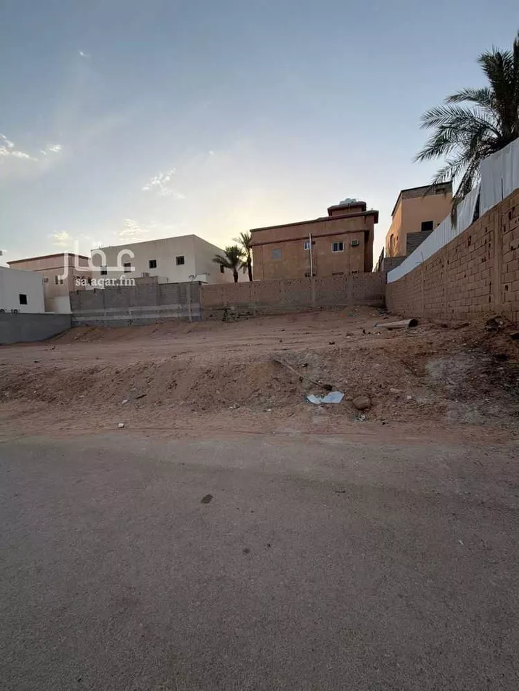 أرض للبيع في شارع نصر بن ظريف, حي الضاحي الغربي, مدينة بريدة, منطقة القصيم صورة 2