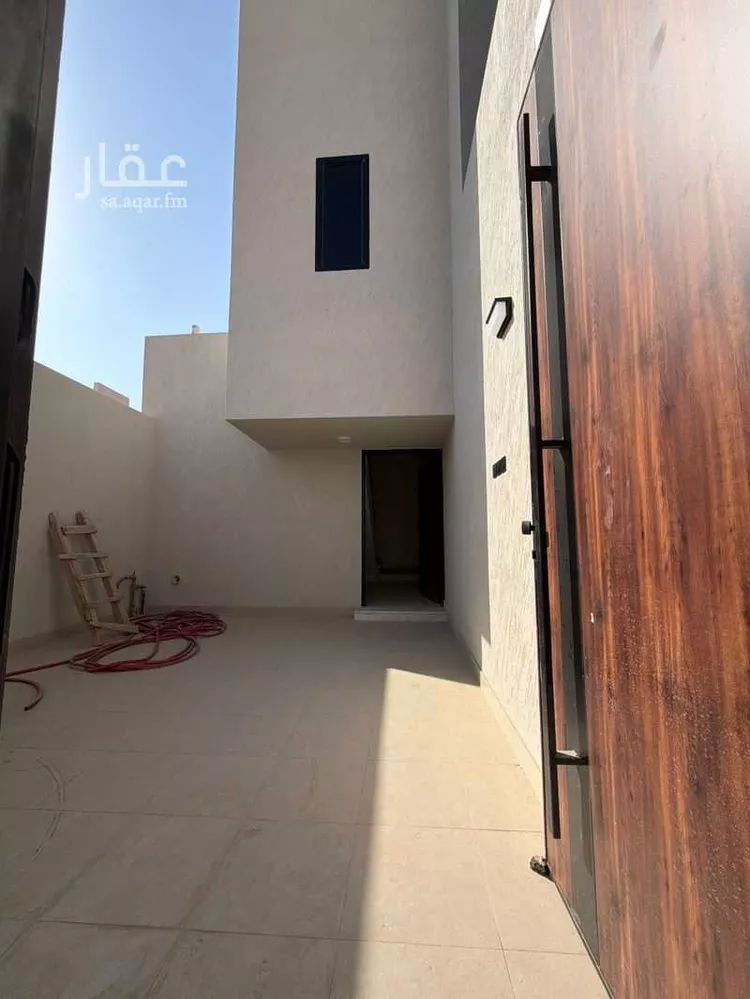 Floor for Sale in Buraydah Al Hamra صورة 2