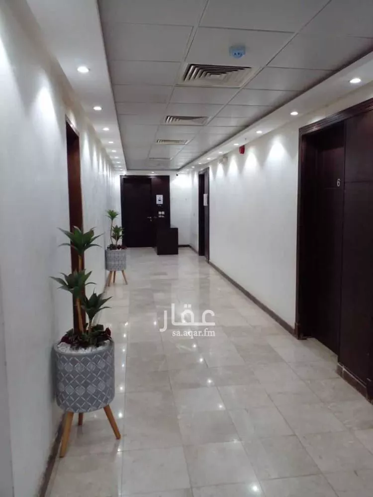 Commercial Office for Rent in Riyadh Al Yarmouk صورة 3