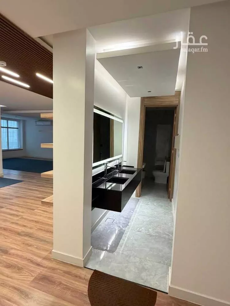 Commercial Office for Rent in Riyadh Ar Rayan صورة 2