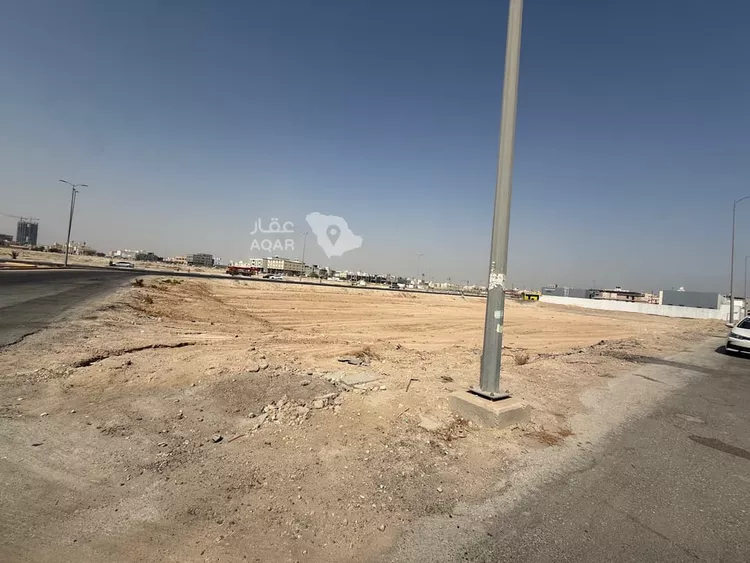 أرض للإيجار في شارع عبدالله بن مسعود, حي الملك فهد, مدينة الاحساء, المنطقة الشرقية 4