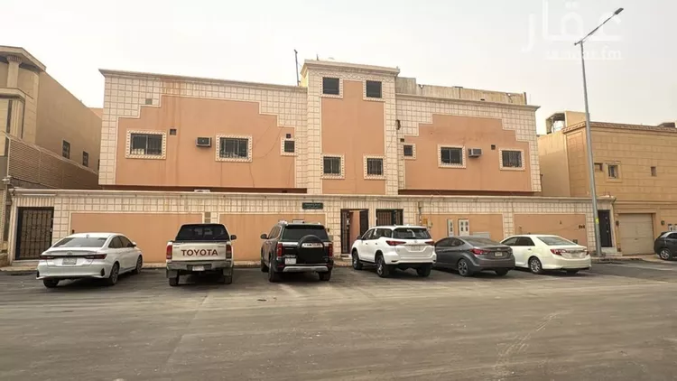 عمارة للبيع في شارع ثادق, حي ظهرة لبن, مدينة الرياض, منطقة الرياض