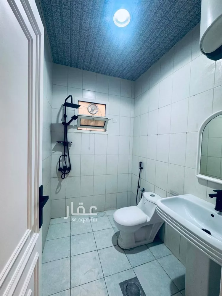 شقة للإيجار في شارع الأسراب, حي مغرزات, مدينة الرياض, منطقة الرياض 6