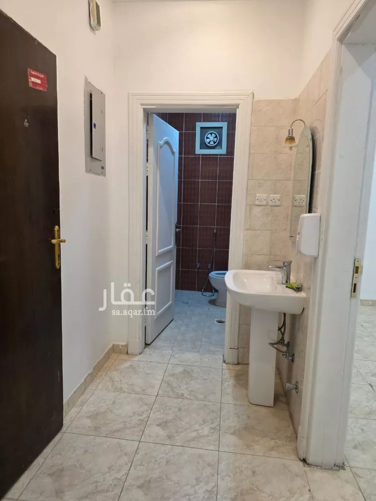 شقة للإيجار في شارع محمد بن عبدالعزيز الدغيثر, حي الملقا, مدينة الرياض, منطقة الرياض صورة 4