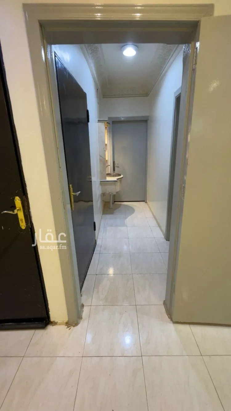 شقة للإيجار في شارع الغرارة, حي إشبيلية, مدينة الرياض, منطقة الرياض صورة 3