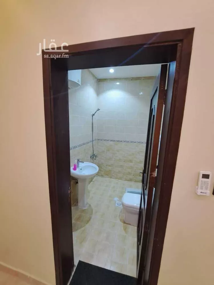 شقة للإيجار في حي جنوب غرب قارا ، سكاكا ، منطقة الجوف
