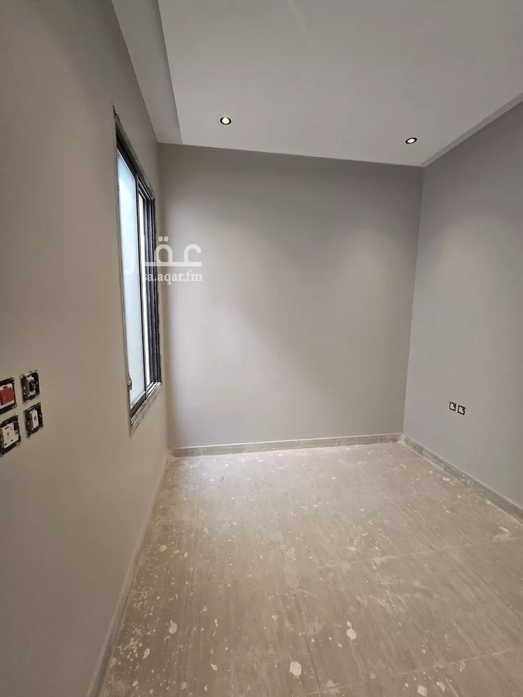 فيلا للبيع في شارع شاكر بن أبي بكر, حي الملك فيصل, مدينة الرياض, منطقة الرياض صورة 3