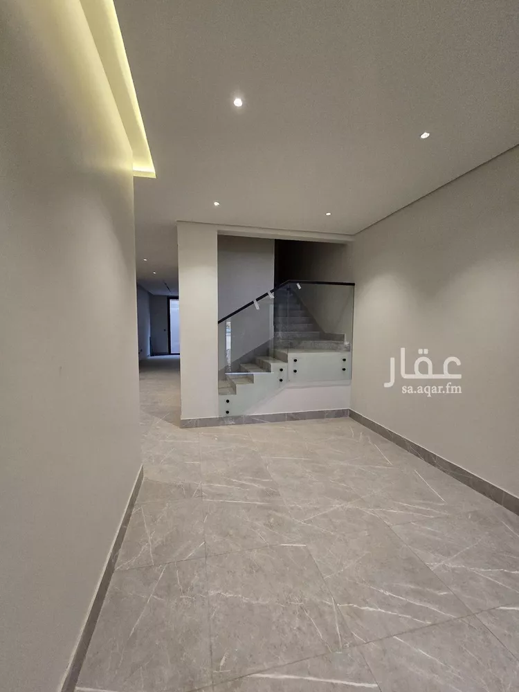 فيلا للبيع في شارع عوف بن عامر, حي الأندلس, مدينة الرياض, منطقة الرياض صورة 3
