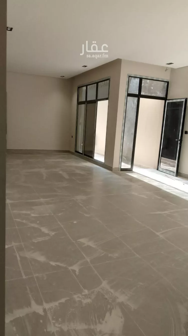 دور للبيع في شارع وادي الفليج, حي إشبيلية, مدينة الرياض, منطقة الرياض صورة 2