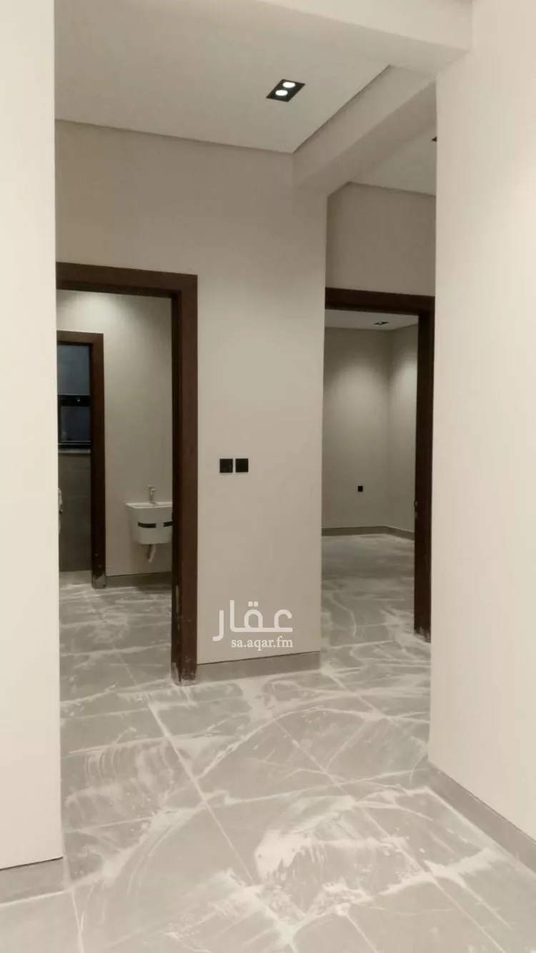 دور للبيع في شارع جبل اجا, حي إشبيلية, مدينة الرياض, منطقة الرياض صورة 2