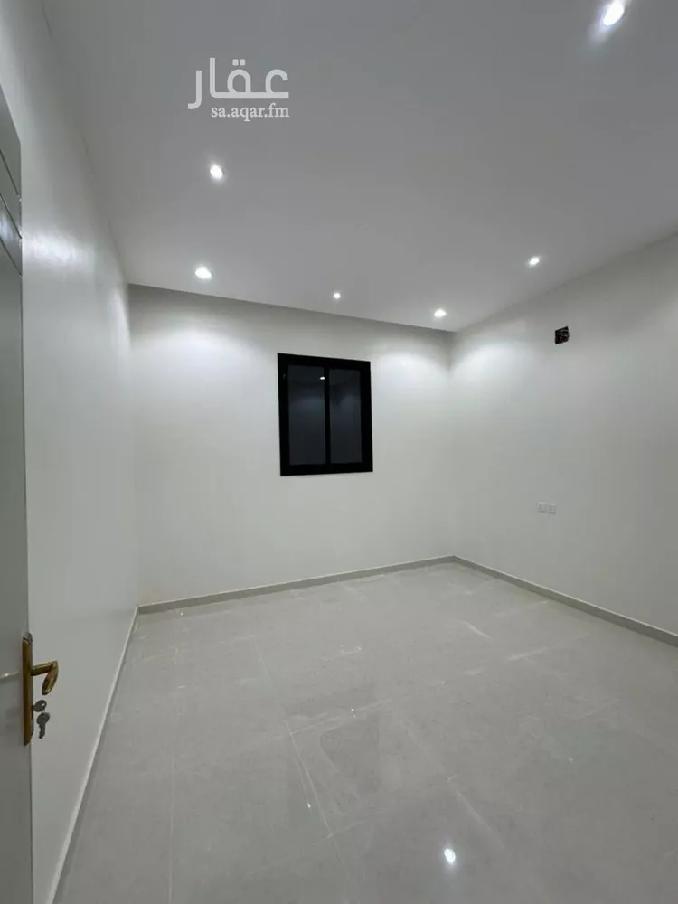 فيلا للبيع في شارع عمر الصفار, حي المرجان, مدينة الرياض, منطقة الرياض صورة 2