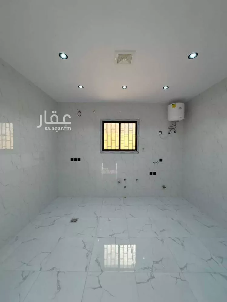 دور للبيع في شارع النادي, حي النظيم, مدينة تبوك, منطقة تبوك صورة 4