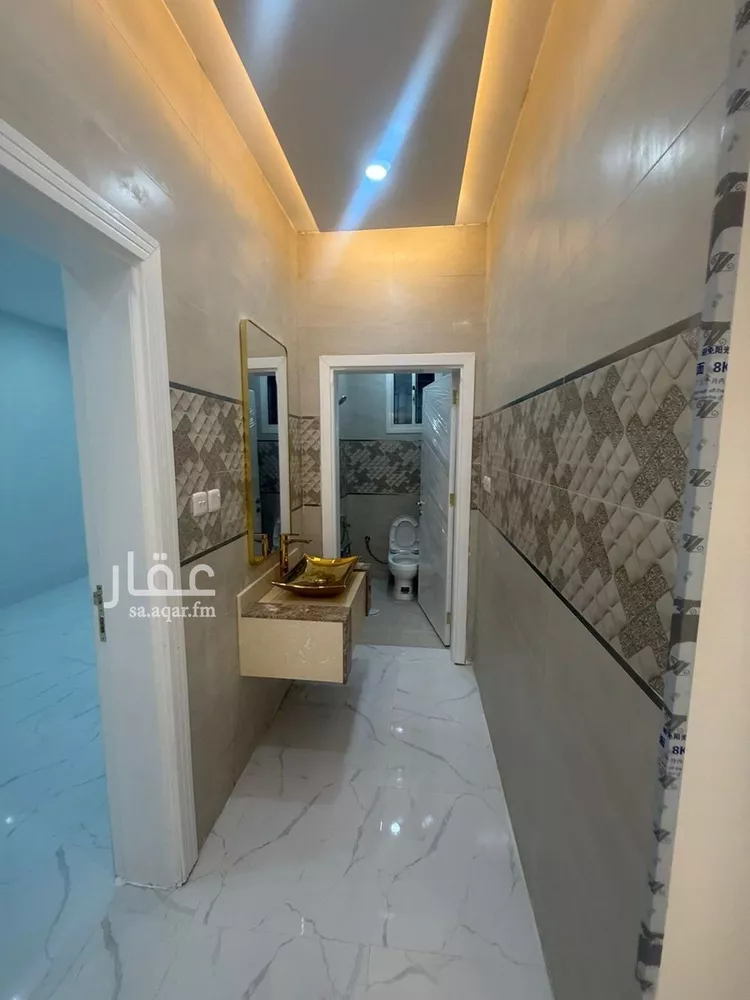 شقة للبيع في شارع أبو الحسن السروجي, حي الصفاء, مدينة تبوك, منطقة تبوك