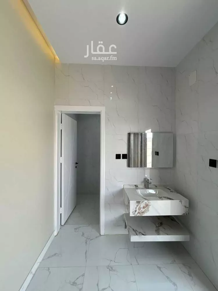 دور للبيع في شارع النادي, حي النظيم, مدينة تبوك, منطقة تبوك