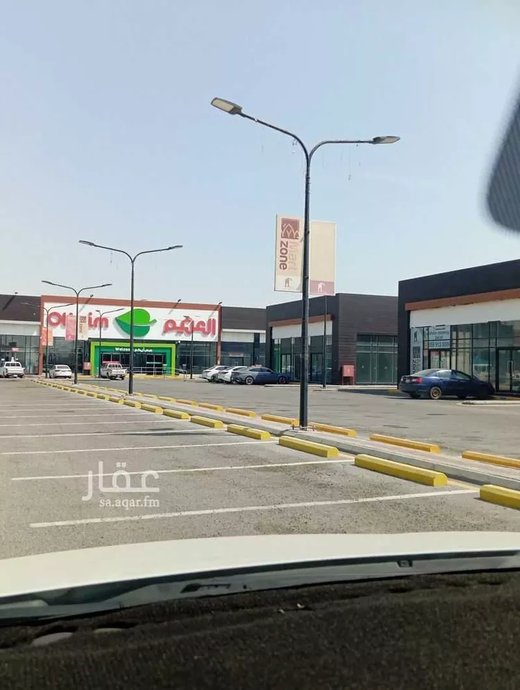 محل للإيجار في حي ، طريق الدمام -الرياض السريع ، حي الفرسان ، الدمام ، الدمام صورة 3